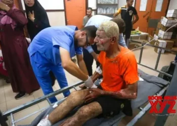 19 killed in Israeli shelling on Gaza school