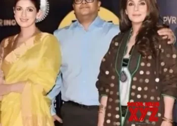 Twinkle Khanna Reveals How Ganpati Influenced ‘Go Noni Go’ For Dimple Kapadia