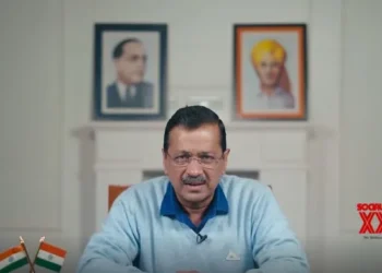 Kejriwal slams EC over attack on journalists in Delhi