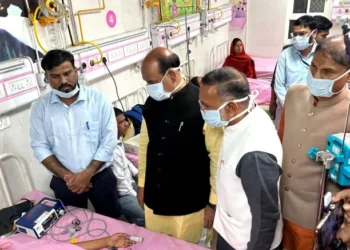 Om Birla visits Kota hospital, inquires about children affected by gas leak