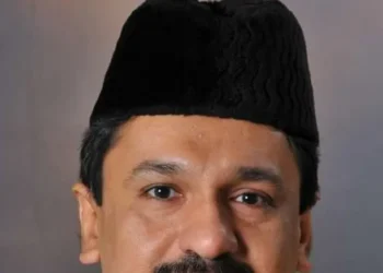 Shashi Tharoor gets support from IUML amid controversy