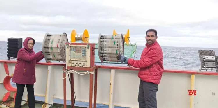 Battling cyclones and rough seas, CMFRI team conducts study in Antarctica