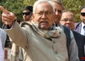 Nitish Kumar holds meeting with DGP, Chief Secretary to discuss law and order situation