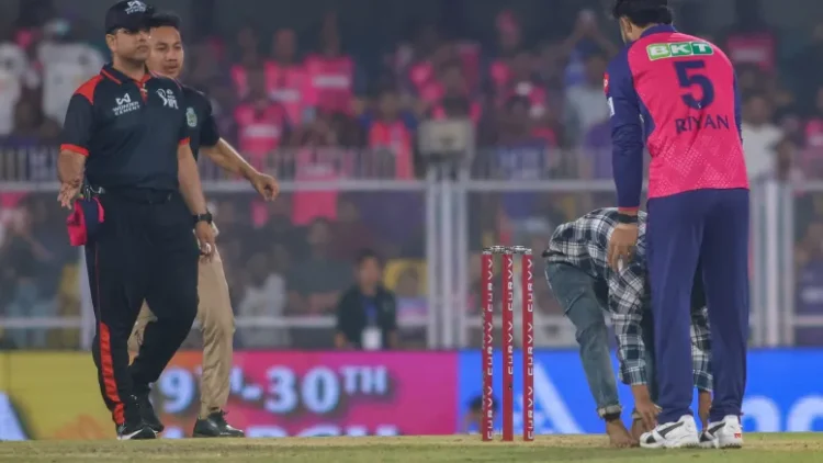IPL 2025: Varun, Moeen and de Kock carry KKR to first win of the season