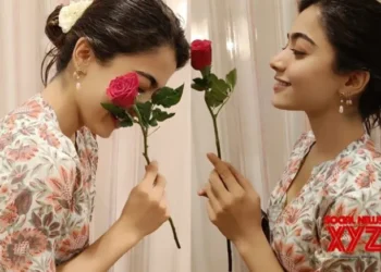 Rashmika buys flower for herself as an act of self-love