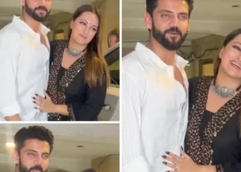 Sonakshi Sinha And Zaheer Iqbal Spotted Spreading Eid Cheer in Bandra!