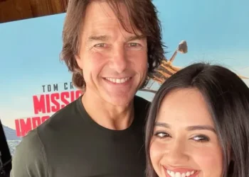 Jannat Zubair says “Somebody pinch meeee” as she gets clicked with Tom Cruise