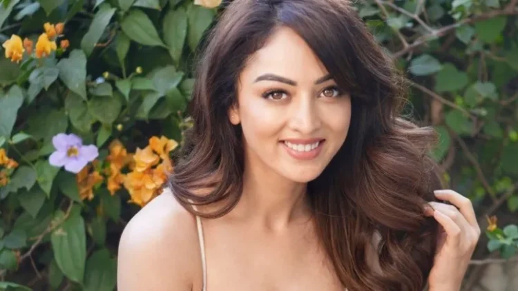 Sandeepa Dhar urges to normalize conversations around periods