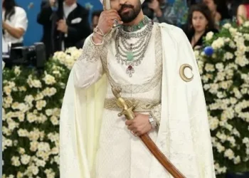 Sonam Kapoor is in awe of Diljit Dosanjh’s Met Gala look: You look so handsome