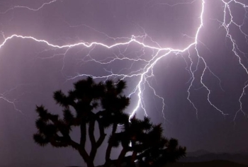 IMD predicts widespread thunderstorms with heavy rainfall; orange alert issued across multiple states