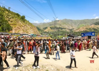 Amid unprecedented security, Amarnath Yatri figure likely to cross 3 lakh today