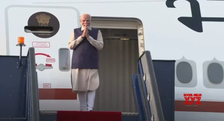 PM Modi arrives in London, begins 2-day UK visit