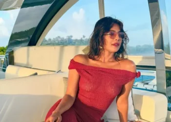 Priyanka Chopra looks sizzling during her dream birthday trip to the Bahamas