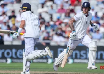 4th Test: Root makes 150, Stokes unbeaten on 77 as England take 186-run lead over India