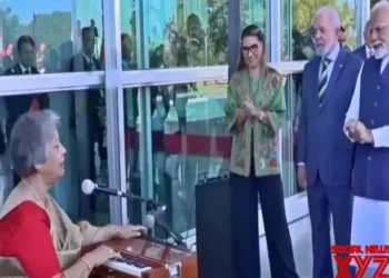 When PM Modi was welcomed at Brasilia’s Alvorada Palace with an Indian devotional song Prime Minister Narendra Modi was welcomed with a special performance of Ram Bhajan at Brasilia's Alvorada Palace besides the grand ceremonial welcome ahead of the official talks with President Luiz Inacio Lula da Silva. External Affairs Ministry spokesperson Randhir Jaiswal took to X to share a 2.48-minute video and wrote: "Upon arrival at the Alvorada Palace in Brasilia ahead of official talks, PM @narendramodi was welcomed with a special performance of ‘Ram Bhajan’." In the video, classical singer Meeta Ravindra Kumar Karahe is seen presenting a devotional song to welcome PM Modi. PM Modi, accompanied by President Lula da Silva, can be seen appreciating and enjoying the special performance, softly clapping his hands along with the tunes of the 'Bhajan'. Meeta Ravindra Kumar Karahe, speaking to IANS, said: "I met the Prime Minister yesterday (Monday/Brazil time) evening and simply greeted him with a 'Namaste' from a distance. I told him from afar that I would be singing for him the next day. The invitation I received was actually from the Brazilian government." She described the people of Brazil "quite similar" to Indians, majorly in terms of behaviour and hospitality. She said that despite living far from her homeland, Brazil -- which respects her native country a lot -- feels like "a second India". "I began training in classical music since childhood... from the age of 10-11. In the invitation that I received from the Brazilian government to perform, it was mentioned that President Lula wants someone from the home country of PM Modi should perform a devotional song that he likes," she told IANS. Prime Minister Modi on Tuesday was given a warm welcome by Brazil President Lula da Silva at the Alvorada Palace in Brasilia, as he began a State Visit to the country following his participation in the BRICS Summit in Rio de Janeiro. During their talks, both leaders agreed to boost the cooperation between the two countries across all sectors. PM Modi described President Lula da Silva as 'Chief Architect of the Strategic Partnership between India and Brazil', underlining that the Brazilian leader has played a significant role in "deepening our relations". "Held fruitful talks with President Lula, who has always been passionate about India-Brazil friendship. Our talks included ways to deepen trade ties and also diversify bilateral trade. We both agree that there is immense scope for such linkages to thrive in the coming times," PM Modi wrote on X, also shared pictures of his meeting with the Brazilian President. "Clean energy, sustainable development and overcoming climate change were also prominent topics of discussion in our talks. Other areas where we will work even more closely include defence, security, AI and agriculture. India-Brazil cooperation in space, semiconductors and DPI will benefit our people," PM Modi wrote on X. During a joint press statement with the Brazilian President, PM Modi said: "I sincerely thank my friend, President Lula, for the warm welcome in Rio and Brasilia. We are truly touched by the beauty of the Amazon and your kindness. Today, being honoured with the Brazil's highest national award by the President of Brazil is a moment of great pride and emotion not just for me, but for 140 crore Indians. I sincerely thank the President, the Brazilian government, and the people of Brazil for this honour." He said: "My friend President Lula is the Chief Architect of the Strategic Partnership between India and Brazil. He has played a significant role in deepening our relations. Every meeting with him has inspired me to work harder for the progress and well-being of both our nations. I dedicate this honour to his strong commitment to India and to our enduring friendship."