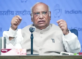 ‘Kharge just a puppet, his situation no different from Manmohan Singh’