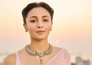 Alia Bhatt is ‘mama’ Soni Razdan’s ‘biggest fan’