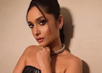 Ankita Lokhande grappled with fever, Mother Vandana Lokhande rushes to her rescue