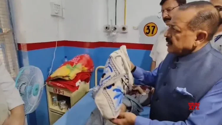 Kishtwar cloudburst: Union Minister visits Jammu hospital to seek welfare of victims