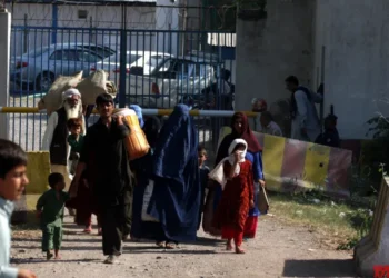 Pakistan: 21-year-old Afghan woman gang-raped in refugee camp