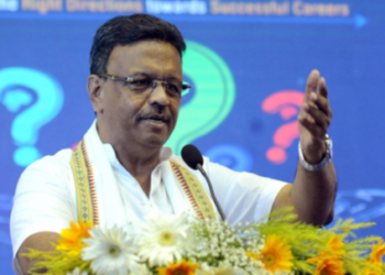 Durga Puja by Kolkata Mayor closed for people after minor fire breaks out