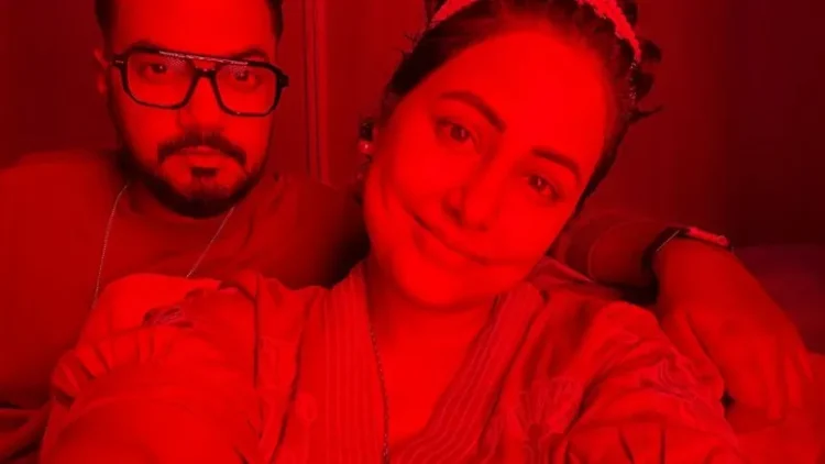 Hina Khan says ‘grateful for everything’ as her life juggles between shoot & treatment