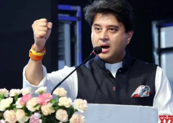 Jyotiraditya Scindia urges male family members of women in local, panchayat bodies not to interfere in official works