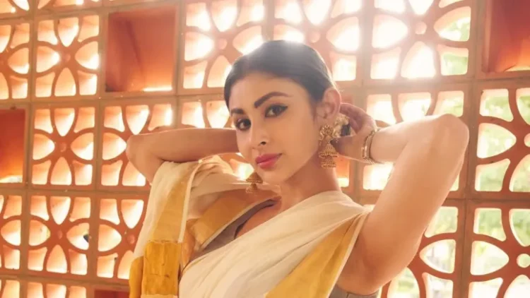 Mouni Roy wishes all on ‘Onam’ with an esthetic South Indian sundari look