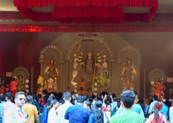 PM Modi to participate in Durga Puja celebrations at CR Park’s Kali Mandir Prime Minister Narendra Modi is set to participate in the Durga Puja celebrations at the iconic Kali Mandir and Shiva Temple located in Chittaranjan Park (CR Park), South Delhi, on Tuesday, coinciding with the auspicious day of Ashtami. This visit marks a significant moment during the ongoing Navratri festivities, which draw large crowds to the area each year. In preparation for the Prime Minister’s visit, a team from the Special Protection Group (SPG) conducted a security assessment of the area on Monday. As part of heightened security protocols, residents have reportedly been instructed to remove all vehicles parked along the main roads leading to the venue. Local vendors and hawkers have also been asked to temporarily vacate certain areas to ensure smooth movement and crowd control. Meanwhile, the Delhi Traffic Police has issued an advisory warning of significant traffic disruptions in and around CR Park due to the expected surge in footfall during the festivities. According to the advisory, heavy traffic congestion is likely on major arterial roads, including the Outer Ring Road (particularly the stretches between Panchsheel and Greater Kailash), Lal Bahadur Shastri Marg, JB Tito Marg, Inder Mohan Bhardwaj Marg, and the CR Park Main Road. It was further indicated that vehicular movement will be restricted on Gurudwara Road, Bipin Chandra Pal Marg, and several internal roads of CR Park and GK-II. Diversions will be in effect from key points, including under the Panchsheel, IIT, and Nehru Place flyovers. Light and heavy goods vehicles (LGVs and HGVs) will be redirected accordingly. Commuters have been advised to avoid the affected routes and instead use alternative roads such as MG Road, Aurobindo Marg, Mathura Road, Lala Lajpat Rai Road, and Mehrauli-Badarpur Road to reach their destinations. These restrictions are expected to remain in place until October 2. The Prime Minister’s participation in the celebrations is seen as a gesture of cultural solidarity and a tribute to the deep-rooted spiritual traditions associated with Durga Puja, one of the most widely celebrated festivals in India. The CR Park Durga Puja, one of the most prominent in the capital, sees the setup of grand pandals, vibrant cultural performances, and religious rituals, attracting thousands of devotees from across Delhi-NCR. The Kali Mandir complex in CR Park, established in the 1970s, is considered a spiritual and cultural hub for the Bengali community in the city.