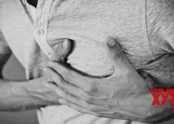 British man, 73, likely had heart attack in flight turbulence