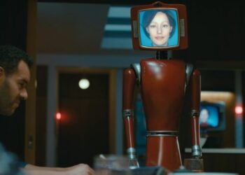 Cassandra’ is a Netflix German show that revolves around a family who find themselves becoming inadvertent prey in a game of hunt against