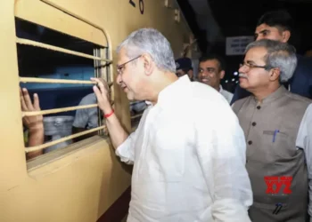 Indian Railways sets up multi-level war rooms to manage passenger rush: Ashwini Vaishnaw