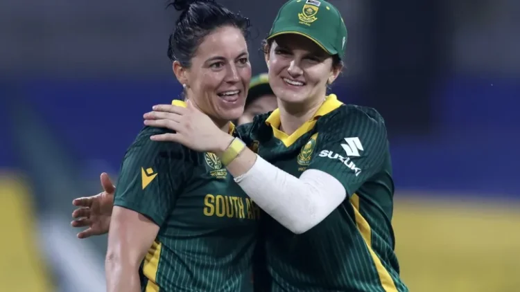 Women’s World Cup: Kapp’s all-round brilliance, Wolvaardt’s class help South Africa eliminate Pakistan