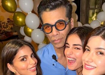 Karan Johar strikes a pose with B-town newbies Suhana Khan, Shanaya Kapoor at Ananya Panday’s lavish birthday bash