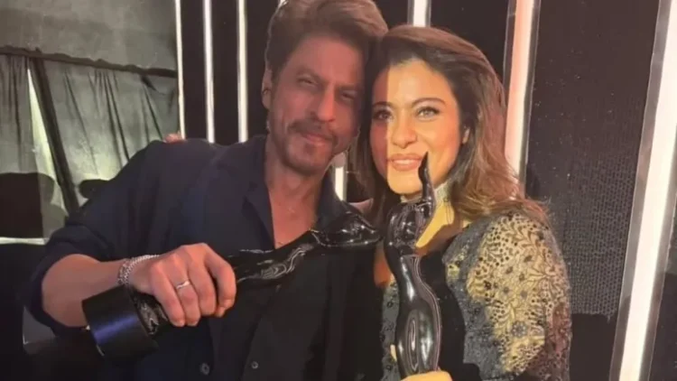 Shah Rukh Khan reveals Kajol battled illness on his request to recreate 90s magic at Filmfare Awards