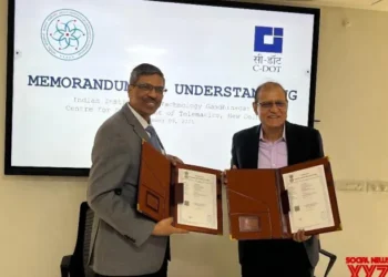 C-DOT, IIT-Gandhinagar to set up Centre of Excellence for next-gen telecom innovation