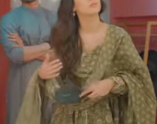 Exes Isha Malviya, Abhishek Kumar shoot a romantic video; fans ask them to get back together