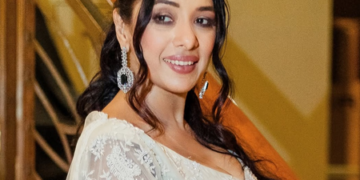 Rupali Ganguly aka Anupamaa fulfils her senior citizen fan’s wish