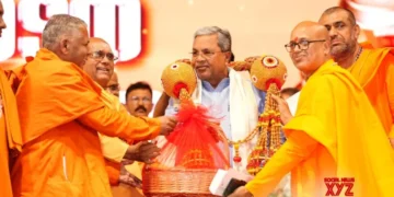 At Sivagiri, K’taka CM says religion without ethics becomes tool of domination