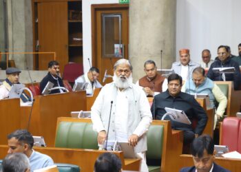 “We salute ‘Vande Mataram’, bow before it, and offer flowers to it” – Vij