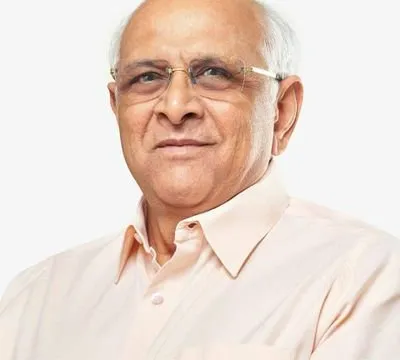 CM Bhupendra Patel approves amendments to Gujarat Textile Policy to boost women SHGs