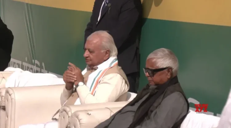 Lalu Prasad attends ‘dahi-chura’ feast at Tej Pratap’s residence