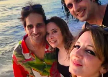 Sussanne Khan carries her late mother Zarine Khan in her heart during her Phuket tripSussanne Khan carries her late mother Zarine Khan in her heart during her Phuket trip