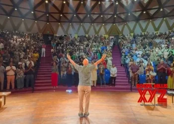 Anupam Kher says his play made him ‘completely’ forget his ‘extreme’ foot pain