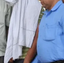 FDA clerk caught at Mantralaya by ACB accepting bribe of Rs 35,000