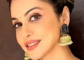 Isha Koppikar enjoys ‘Comfort on a plate’ as she savours her Gujarati Thali