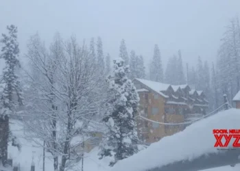 Night temperatures improve marginally in Srinagar, Gulmarg still frozen at minus 8 degrees Celsius